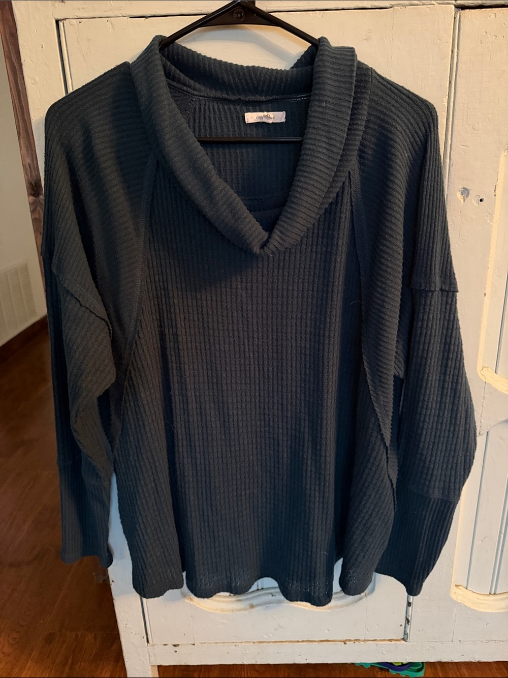 Cozy Women's  Hunter Green Waffle Knit Tunic with Cowl Collar